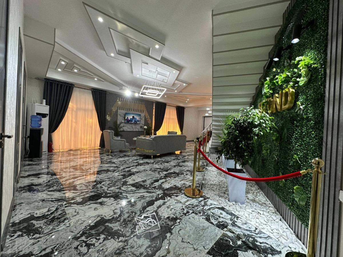 Byond Hotel & Hostel Tasken Kültér fotó