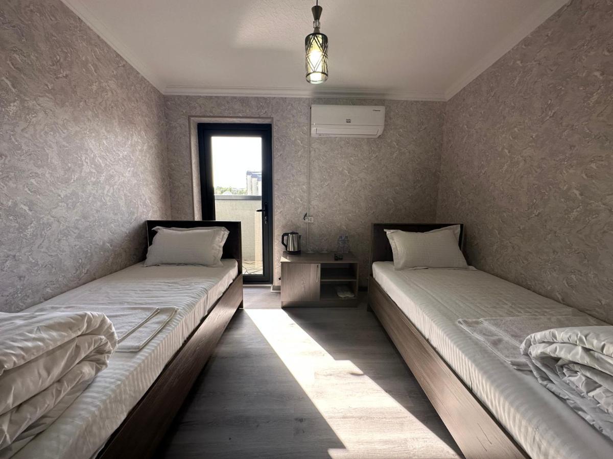 Byond Hotel & Hostel Tasken Kültér fotó